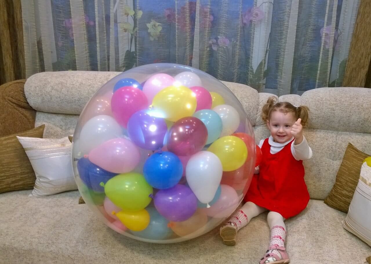 Большой шар из маленьких шаров. Шар-сюрприз. Воздушный шарик. Огромные воздушные шары. Воздушный шар сюрприз.
